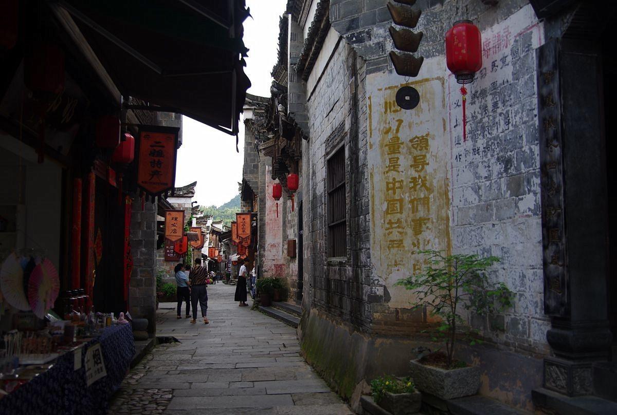 小魔仙跳舞